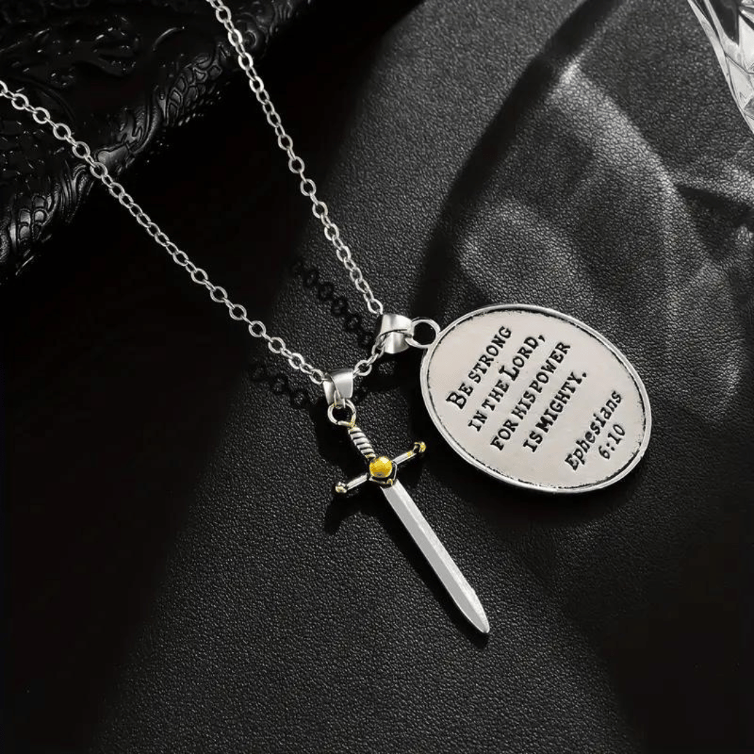 Protección Divina San Miguel ¿Estás listo para transformar tu vida con protección y estilo?